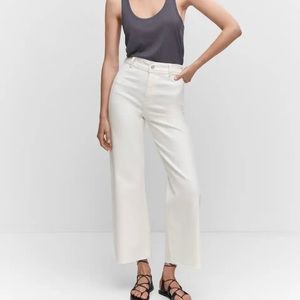 Wide leg, high waist jeans size 6